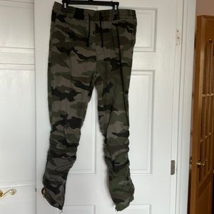Pants. H&M. Size 36